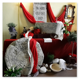 Sepolcro allestito nella cappellina della chiesa di S. Maurizio